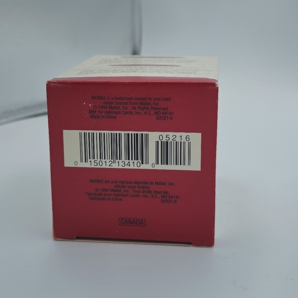 Vintage 1994 Hallmark Keepsake Holiday Barbie Christmas Ornament - Picture 3 of 6